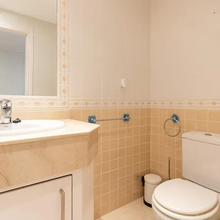 Jazmines - Spacious Four Bedroom In San *