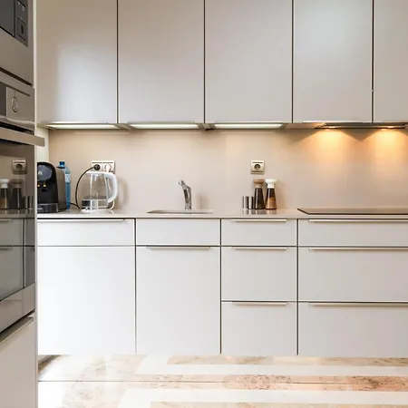 Jazmines - Spacious Four Bedroom In San *