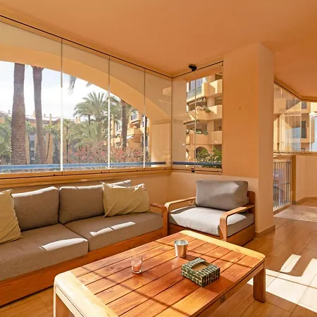 Appartamento Spacious Four Bedroom In San Pedro Marbella